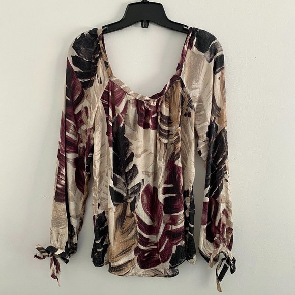 Le Château Printed Blouse - Picture 3 of 8